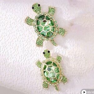 Small Turtle Brooch pin gem rhinestone jewelry gold Bag reptile sea box tortoise